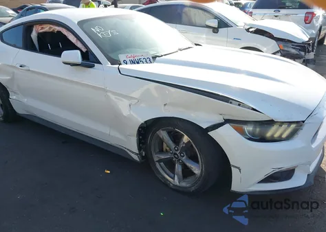 2015 Ford Mustang V6 z USA, uszkodzony, nr VIN 1FA6P8AM6F5405092